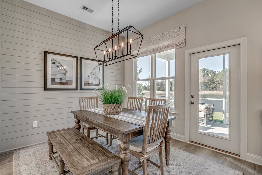 Representative furnished interior of a home built from the Mulberry by Beazer Homes in Marshfield: Reserve Collection, Longs (Image 26). Representative furnished interior of a home built from the Mulberry by Beazer Homes in Marshfield: Reserve Collection, Longs (Image 26).
