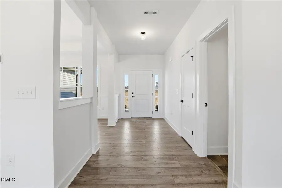 08-103 Brighton St-8