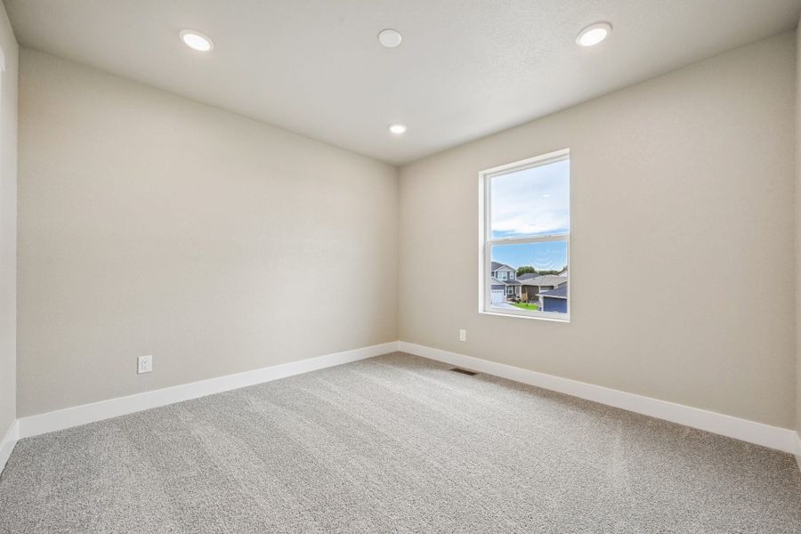 Spacious, unfurnished interior of a new home in The Glen, Colorado Springs (Image 41). Spacious, unfurnished interior of a new home in The Glen, Colorado Springs (Image 41).
