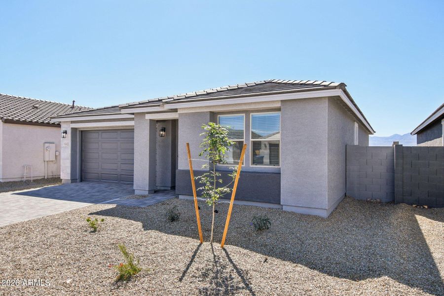 3-web-or-mls-W Tamarisk Ave-S1403-003