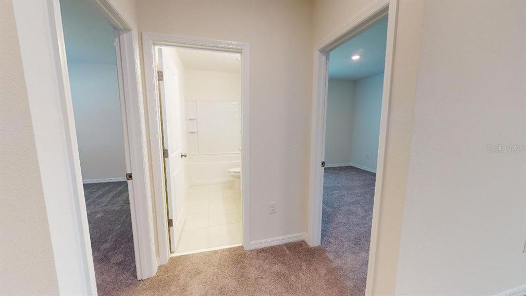 Spacious, unfurnished interior of a new home in Brookland Park, Auburndale (Image 9).