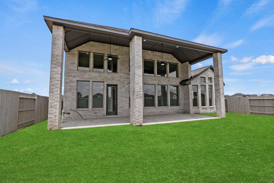 Exterior details and patio area of a home in Pomona, Manvel (Image 22).