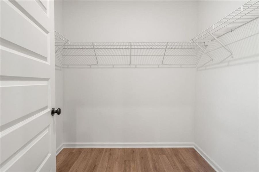 Spacious, unfurnished interior of a new home in Victoria Heights, Dallas (Image 19).