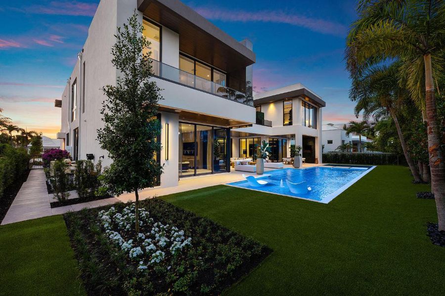 2172_West_Maya_Palm_Drive_Dusk_11