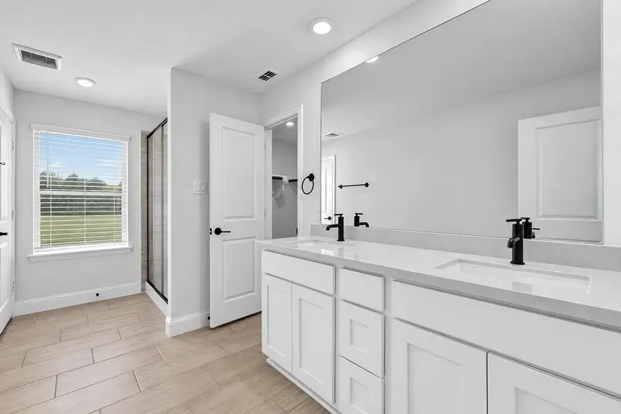 Furnished interior view inside a new home in Cross Creek Meadows, Celina (Image 10).