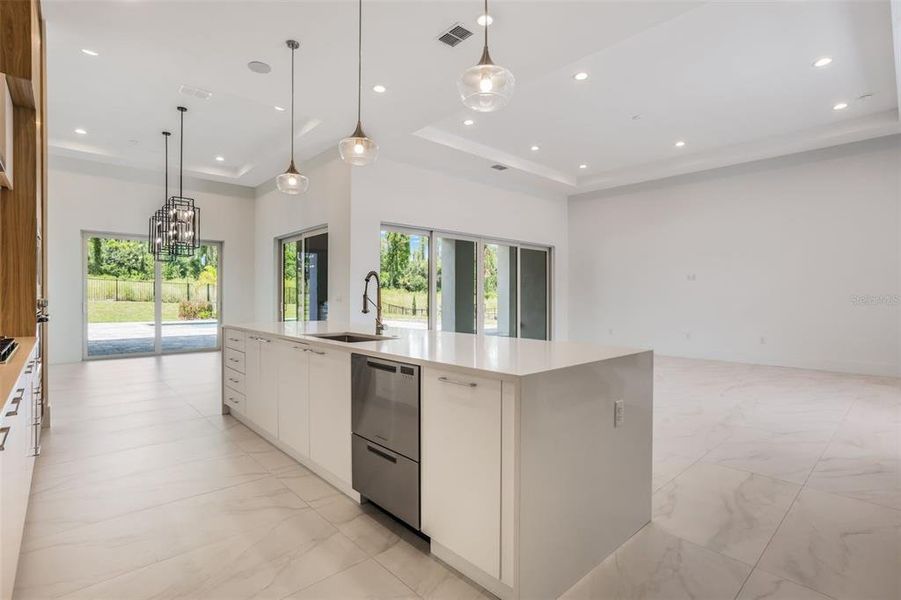 Furnished interior view inside a new home in , Montverde (Image 10).