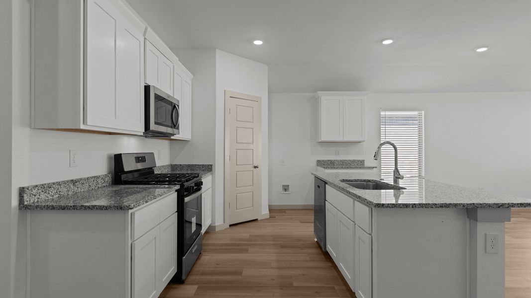 Representative furnished interior of a home built from the X40L - THE Lakeway by D.R. Horton in Everest Heights, Lubbock (Image 4). Representative furnished interior of a home built from the X40L - THE Lakeway by D.R. Horton in Everest Heights, Lubbock (Image 4).