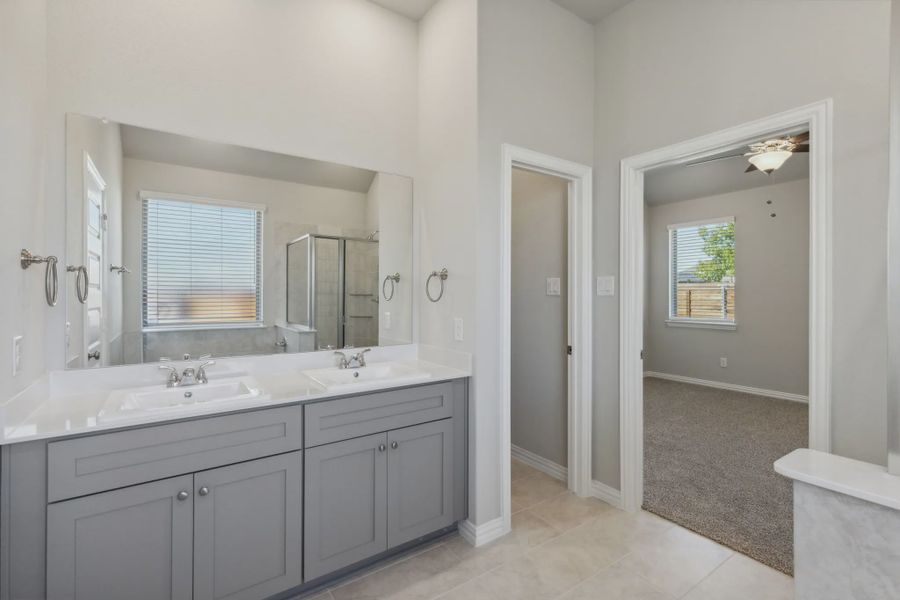 Representative furnished interior of a home built from the Tucson by Chesmar Homes in Solterra Texas, Mesquite (Image 5).