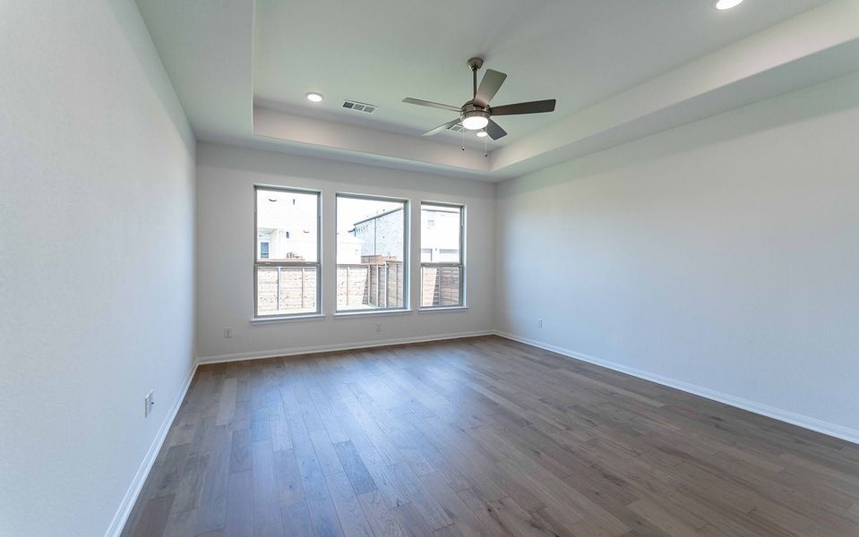 Spacious, unfurnished interior of a new home in Solterra, Mesquite (Image 23).