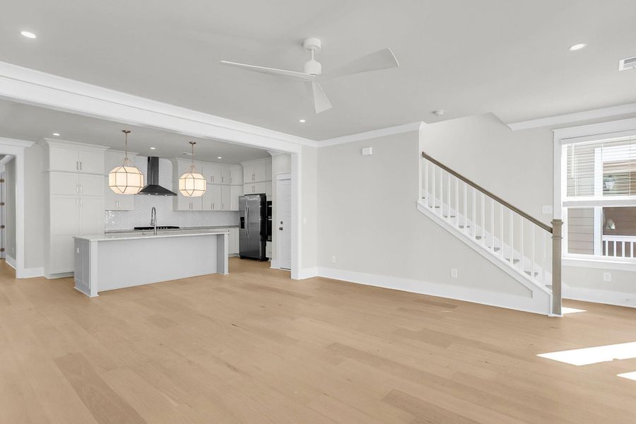Spacious, unfurnished interior of a new home in Miller's Crossing, Johns Island (Image 17).