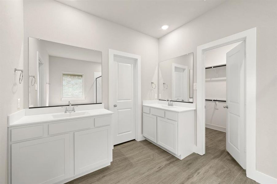 Furnished interior view inside a new home in Llano Springs, Fort Worth (Image 13).