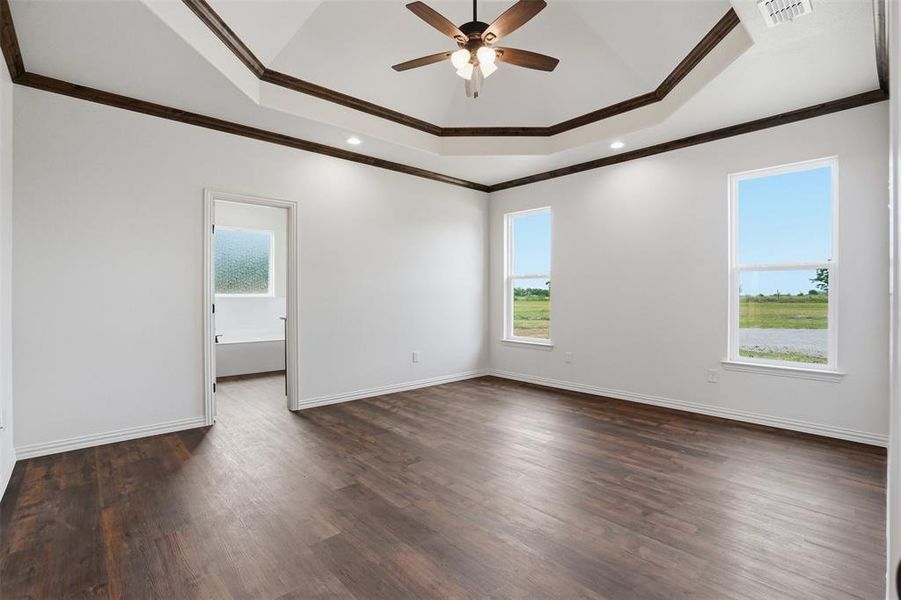 Spacious, unfurnished interior of a new home in , Grandview (Image 15). Spacious, unfurnished interior of a new home in , Grandview (Image 15).