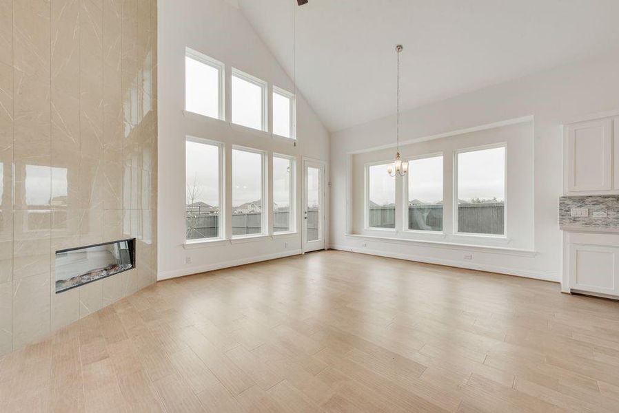 Spacious, unfurnished interior of a new home in Prairie Ridge, Midlothian (Image 13). Spacious, unfurnished interior of a new home in Prairie Ridge, Midlothian (Image 13).