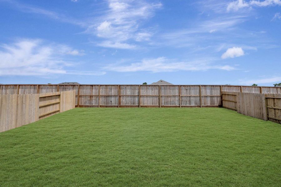 Exterior details and patio area of a home in Lone Star Landing, Montgomery (Image 4).
