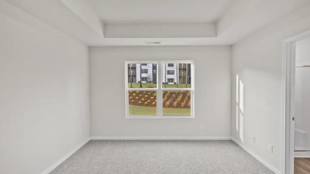 Representative unfurnished interior of a home built from the Ansley by D.R. Horton in Walden Ridge, Macon (Image 20).