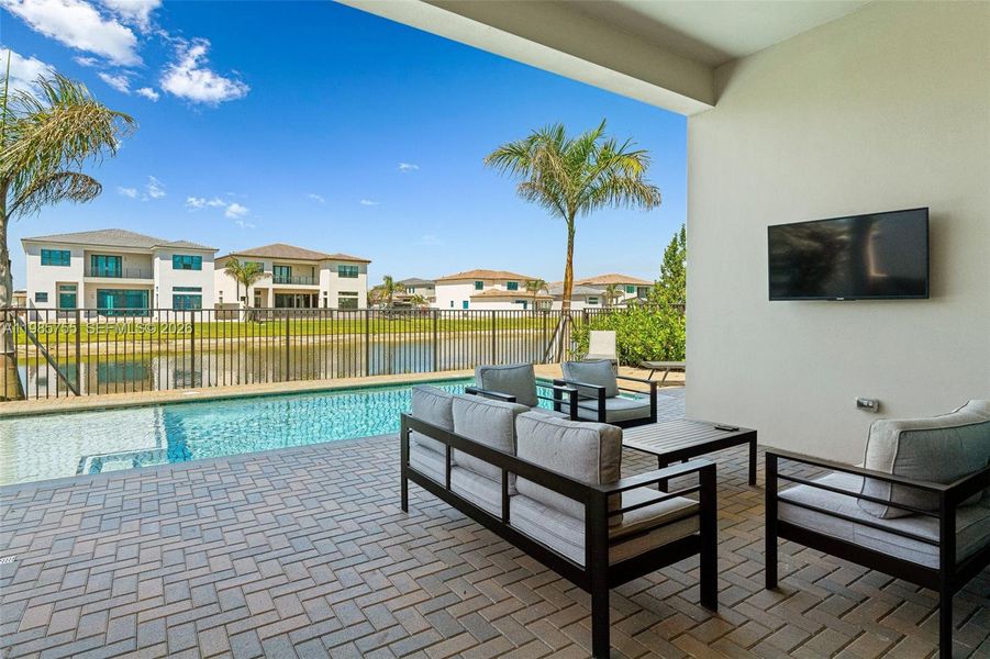 Exterior details and patio area of a home in , Boca Raton (Image 22).