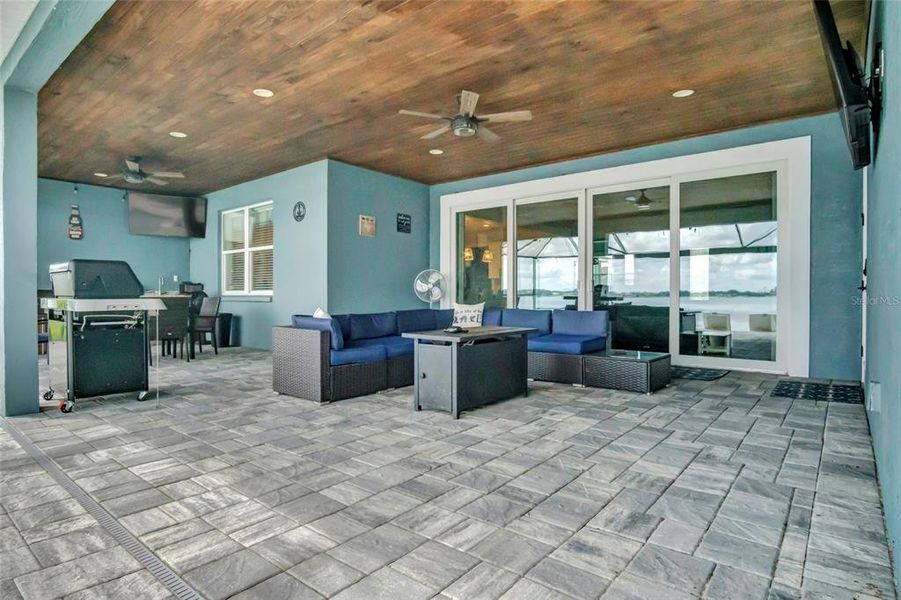 Image 65 of a home in .