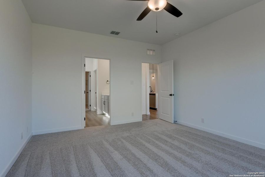 Spacious, unfurnished interior of a new home in The Preserve at the Wilder, Adkins (Image 18). Spacious, unfurnished interior of a new home in The Preserve at the Wilder, Adkins (Image 18).