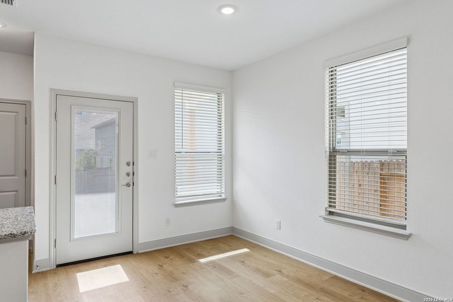 Spacious, unfurnished interior of a new home in Magnolia Village North, San Antonio (Image 19).