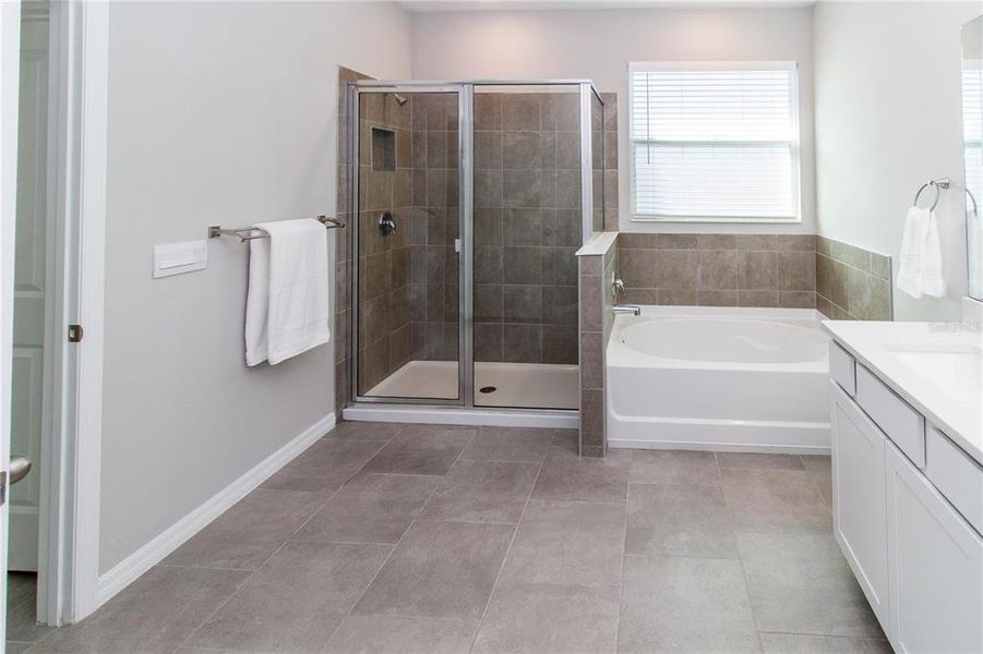 Furnished interior view inside a new home in Deerbrook, Land O' Lakes (Image 17). Furnished interior view inside a new home in Deerbrook, Land O' Lakes (Image 17).