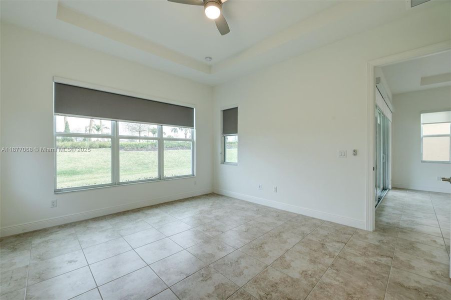 Spacious, unfurnished interior of a new home in , Port St. Lucie (Image 13).