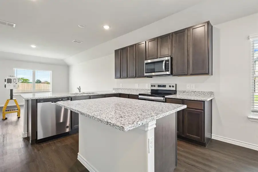 Furnished interior view inside a new home in Sycamore Landing, Fort Worth (Image 4). Furnished interior view inside a new home in Sycamore Landing, Fort Worth (Image 4).