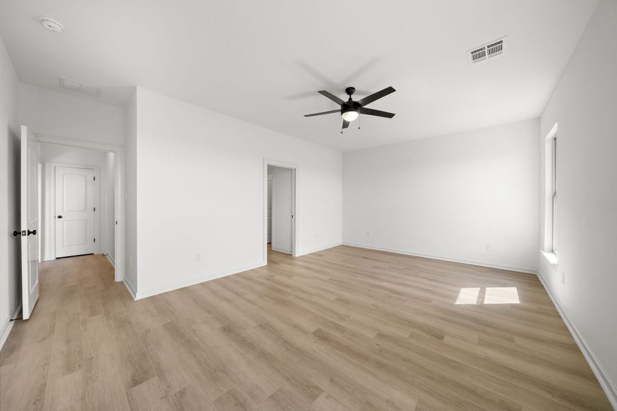 Spacious, unfurnished interior of a new home in Emberly 55, Beasley (Image 22). Spacious, unfurnished interior of a new home in Emberly 55, Beasley (Image 22).