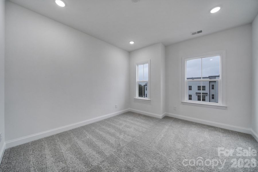 Spacious, unfurnished interior of a new home in , Concord (Image 11).