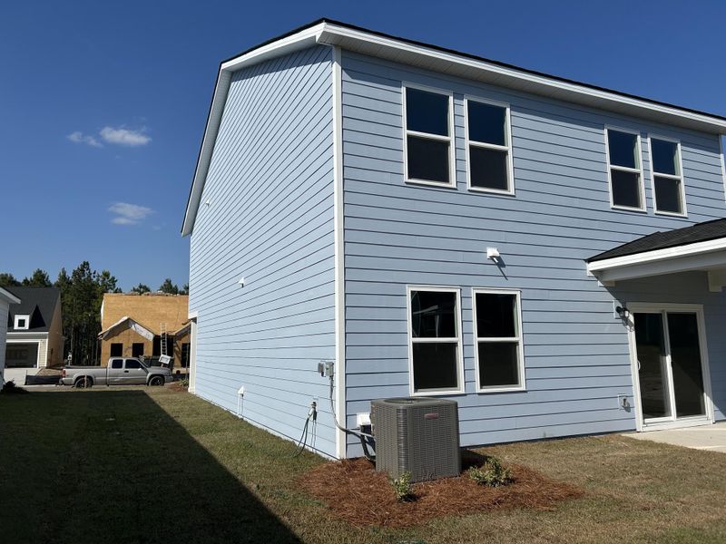 Exterior details and patio area of a home in Tea Farm, Ravenel (Image 3).