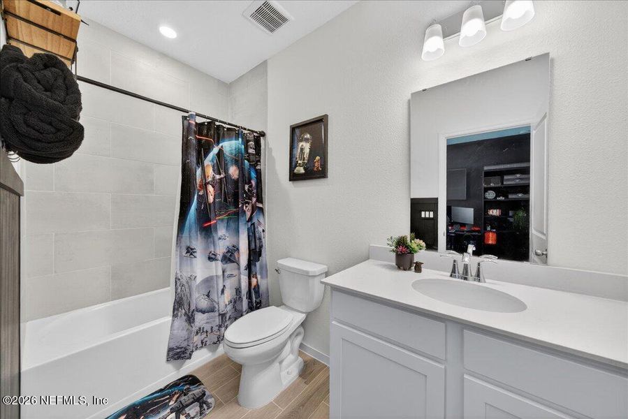 Furnished interior view inside a new home in , Jacksonville (Image 10).