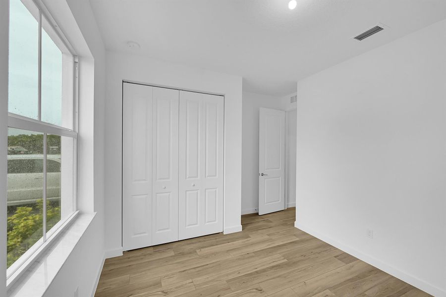 Spacious, unfurnished interior of a new home in Seagrove: The Indies, Fort Pierce (Image 19). Spacious, unfurnished interior of a new home in Seagrove: The Indies, Fort Pierce (Image 19).