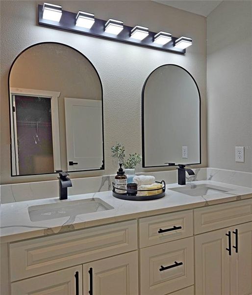 Close-up of interior finishes inside a home in , Sebring (Image 20).