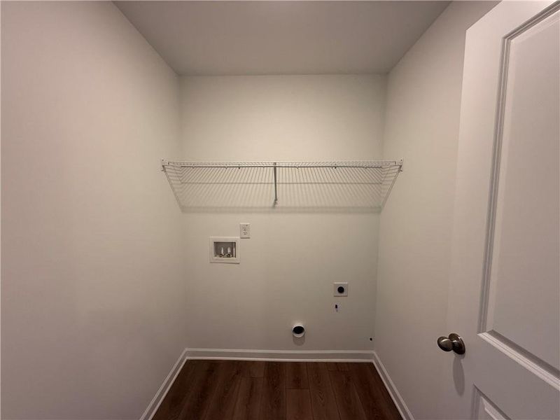 Spacious, unfurnished interior of a new home in Leydenview, Mableton (Image 22).