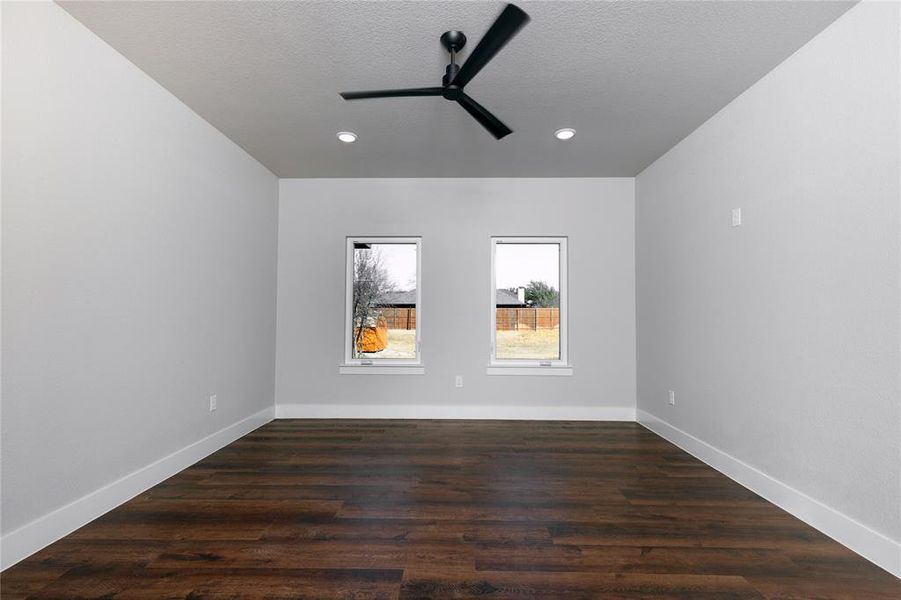 Spacious, unfurnished interior of a new home in , Graham (Image 26).