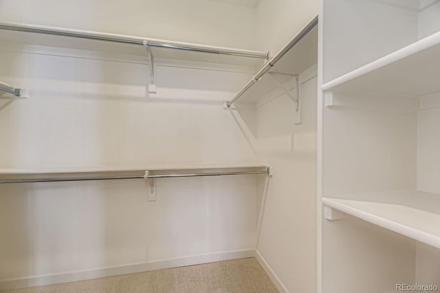 Spacious, unfurnished interior of a new home in Independence: The Pioneer Collection, Elizabeth (Image 8).