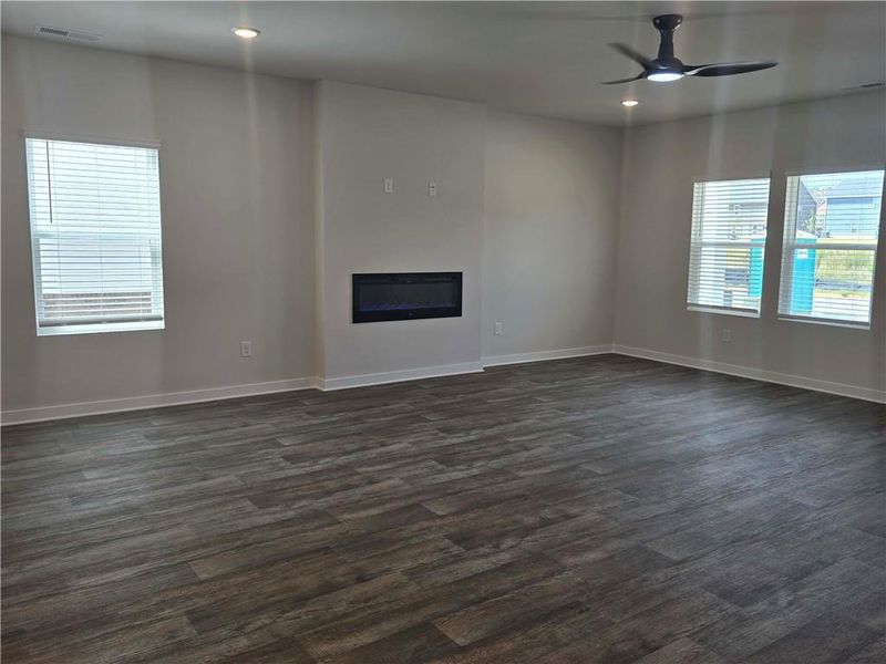 Spacious, unfurnished interior of a new home in Southern Hills, McDonough (Image 14).