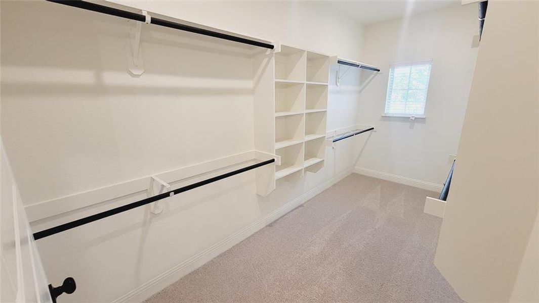 Spacious, unfurnished interior of a new home in , DeSoto (Image 23).