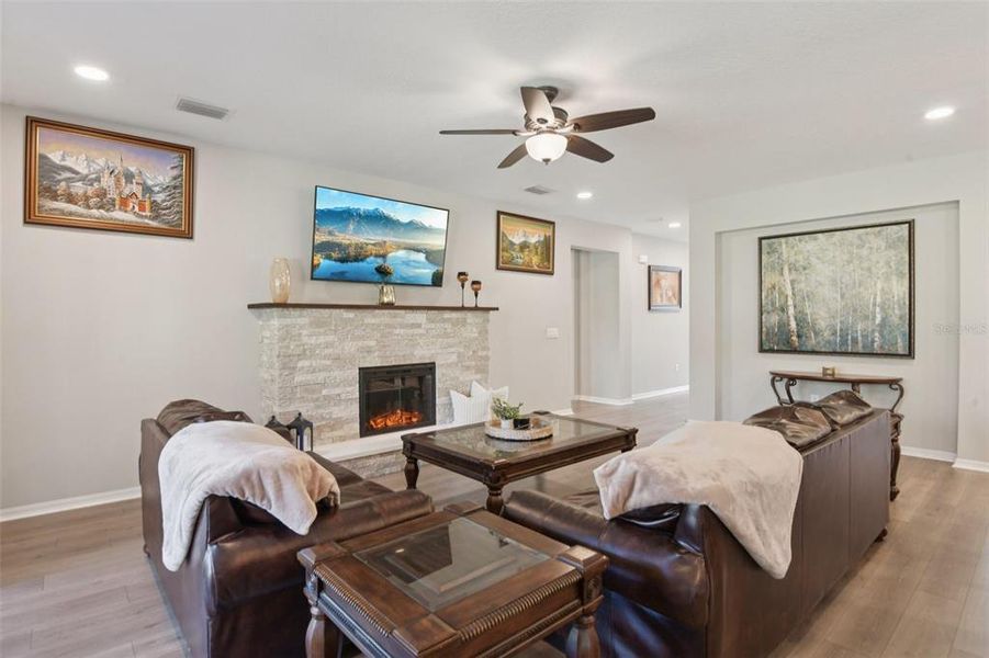 Furnished interior view inside a new home in Talavera, Spring Hill (Image 11). Furnished interior view inside a new home in Talavera, Spring Hill (Image 11).