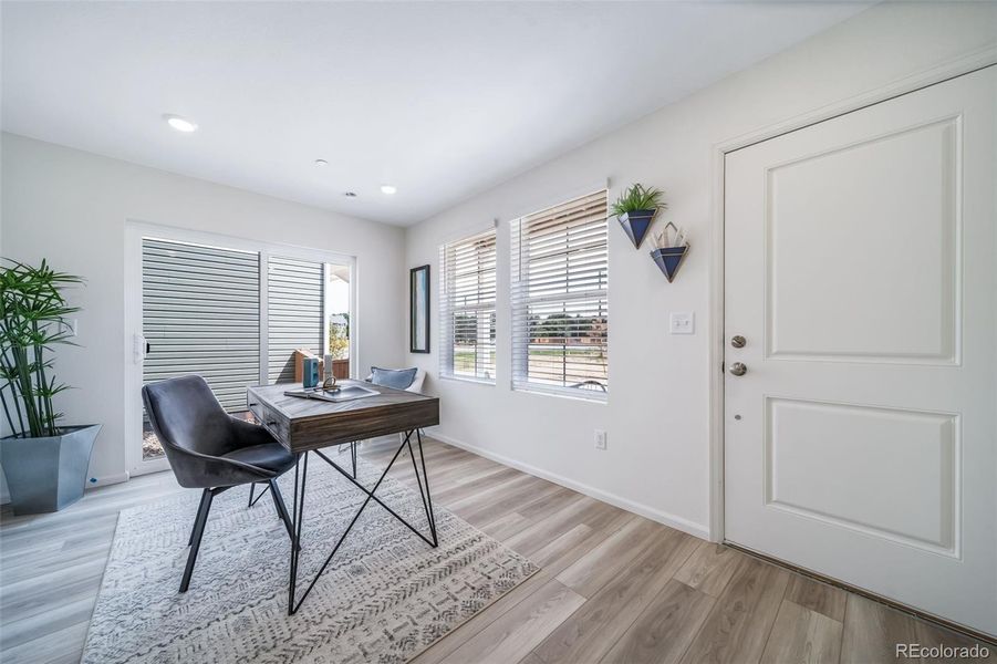 Furnished interior view inside a new home in Reunion, Commerce City (Image 8).