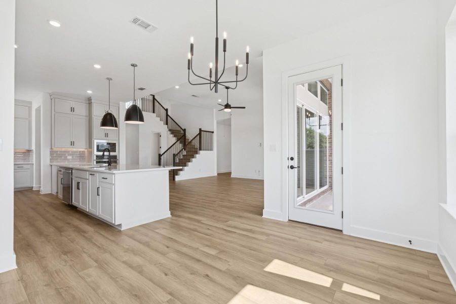 Dining Area - Kitchen Dining Area - Kitchen