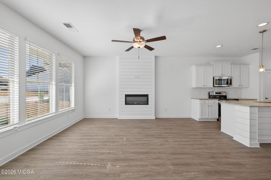 Spacious, unfurnished interior of a new home in Langston Place, Perry (Image 19).