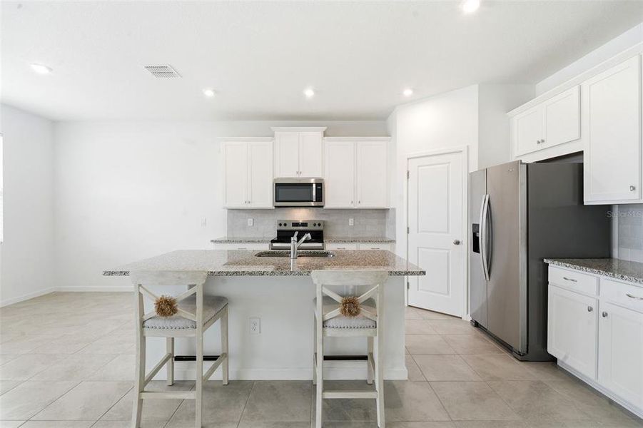 Furnished interior view inside a new home in , Clermont (Image 9).