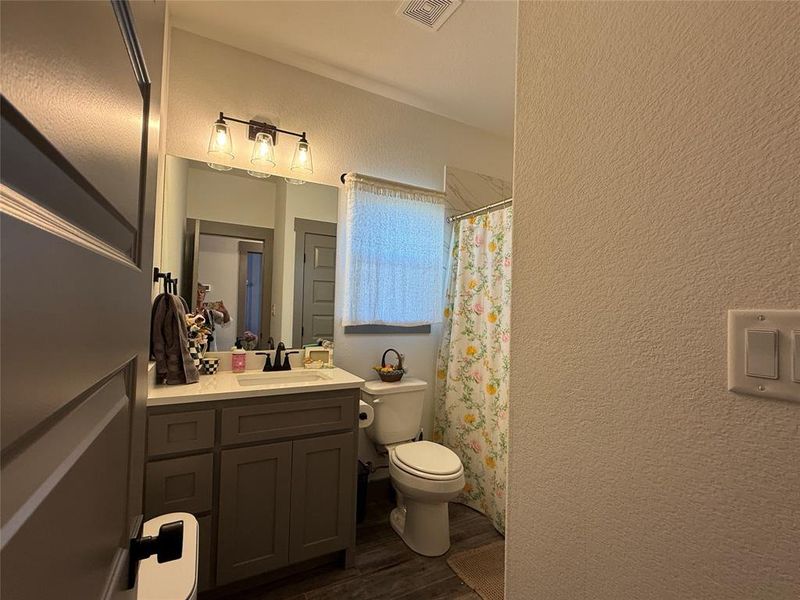 Furnished interior view inside a new home in , Tolar (Image 16).