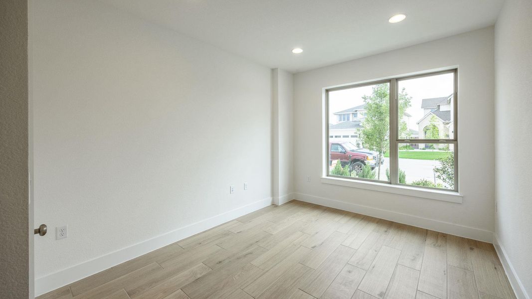 Spacious, unfurnished interior of a new home in Easton Park, Austin (Image 9).