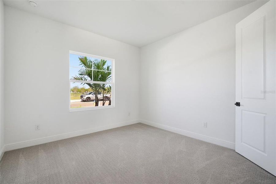 Spacious, unfurnished interior of a new home in Fieldstone, Plant City (Image 22).
