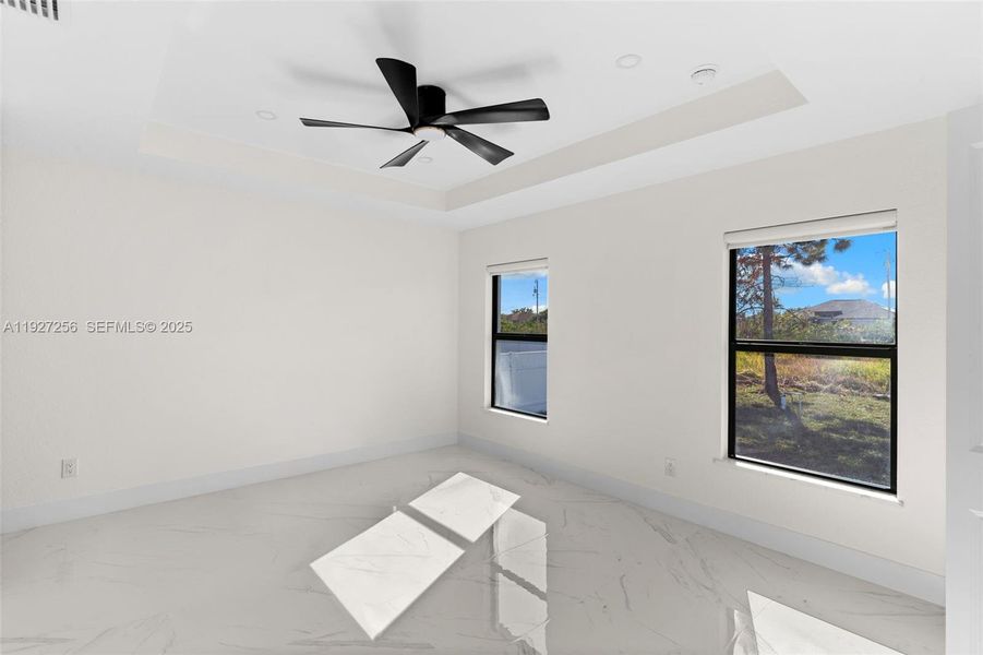Spacious, unfurnished interior of a new home in , Lehigh Acres (Image 25).