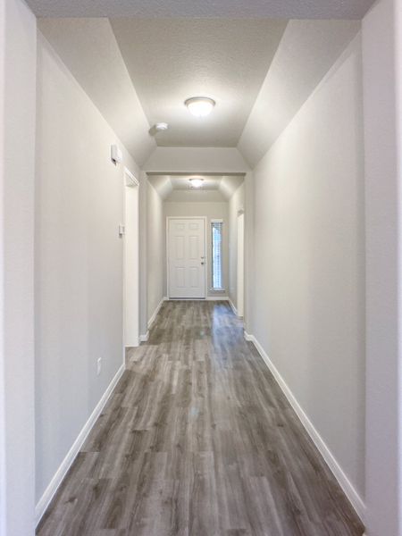 Representative unfurnished interior of a home built from the Floor Plan 1816 by Colina Homes in Grand Magnolia, Magnolia (Image 38). Representative unfurnished interior of a home built from the Floor Plan 1816 by Colina Homes in Grand Magnolia, Magnolia (Image 38).