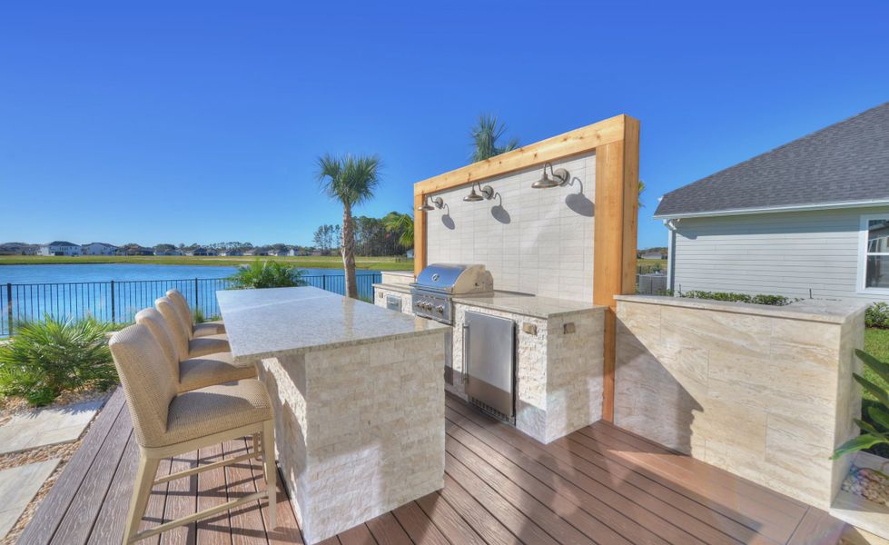 Exterior details and patio area of a home in Tidewater, Jacksonville (Image 21).
