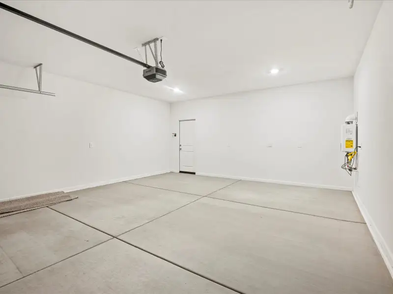 Spacious, unfurnished interior of a new home in Mandarina - Premier Series, Marana (Image 14). Spacious, unfurnished interior of a new home in Mandarina - Premier Series, Marana (Image 14).