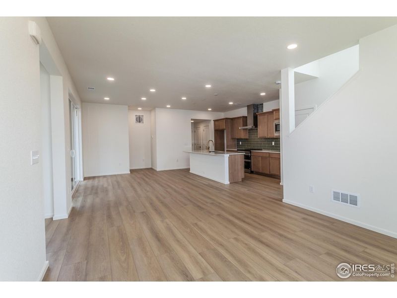 Spacious, unfurnished interior of a new home in Trailside Story Collection - Single Family Homes, Timnath (Image 19).